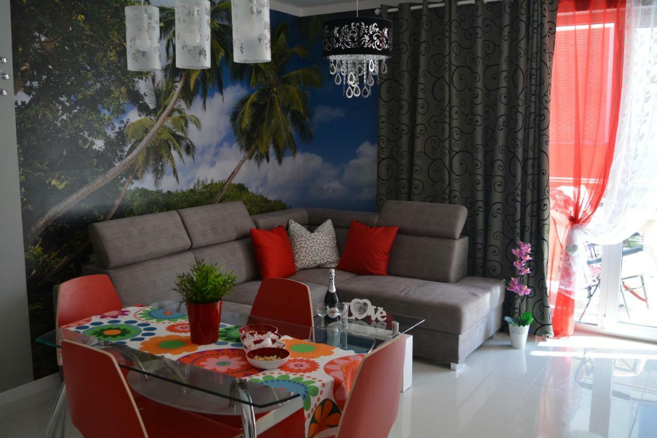 Apartament Ibiza Przy Plazy Rewal Εξωτερικό φωτογραφία